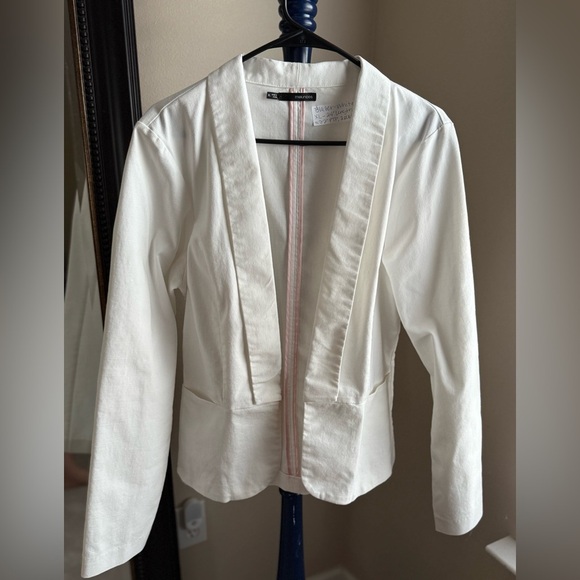 Maurices Classic White Blazer, Size XL - Picture 1 of 11